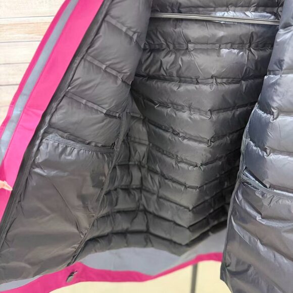 Arc'teryx Fuchsia GORE-TEX Down Jacket, Outdoor Windproof and Warm Hooded Jacket - Picture 3 of 7